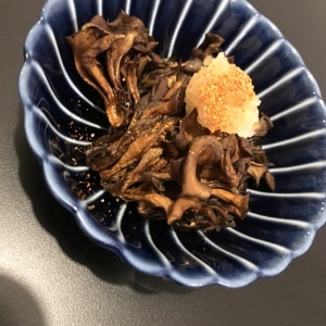 舞茸の素揚げ。あっさり大根おろしで。